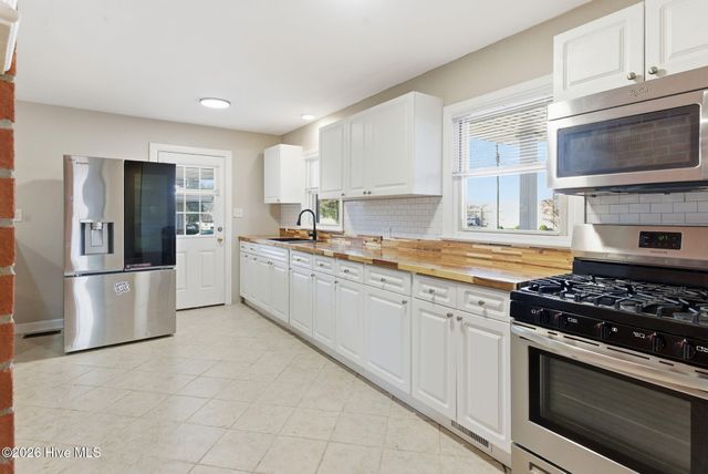 1104 Devereaux Street, Goldsboro, NC 27530