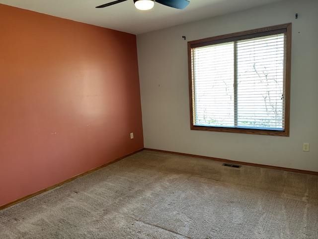 2242 N Shefford Cir, Wichita, KS 67205