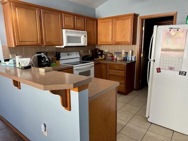 2242 N Shefford Cir, Wichita, KS 67205