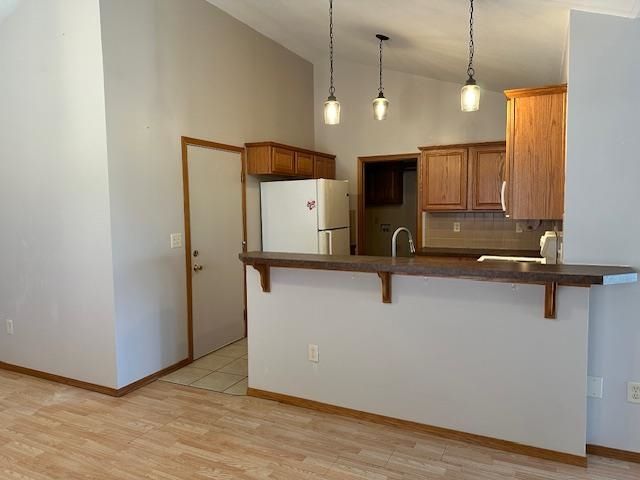 2242 N Shefford Cir, Wichita, KS 67205