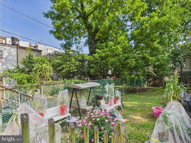 1812 W ERIE AVE, Philadelphia, PA 19140