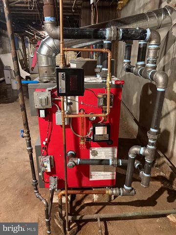 1812 W ERIE AVE, Philadelphia, PA 19140