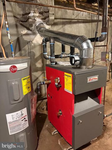 1812 W ERIE AVE, Philadelphia, PA 19140