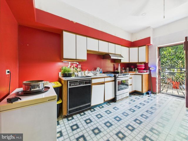 1812 W ERIE AVE, Philadelphia, PA 19140
