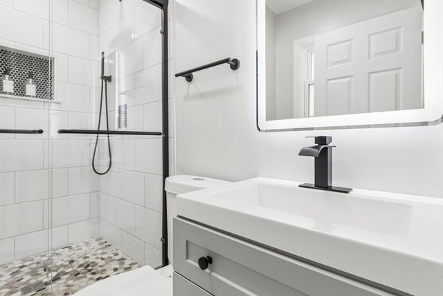 1124 59th Street, Downers Grove, IL 60516