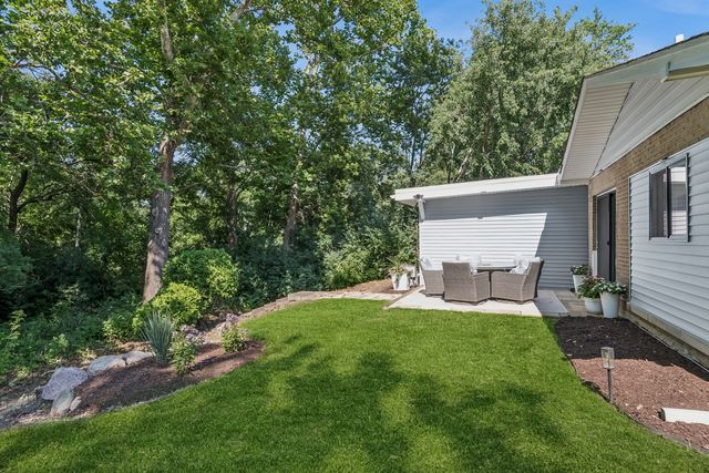 1124 59th Street, Downers Grove, IL 60516