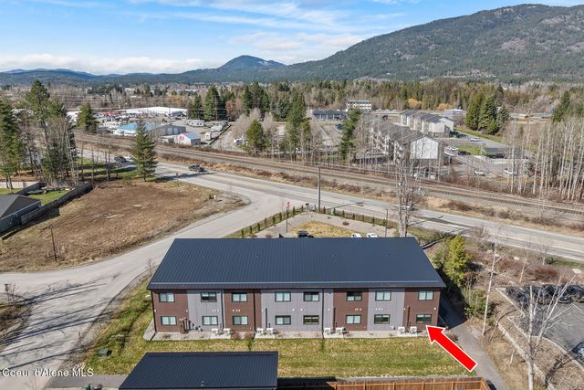 50 CARNELIAN AVE, 101, Ponderay, ID 83852