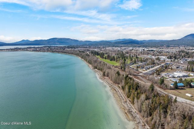 50 CARNELIAN AVE, 101, Ponderay, ID 83852