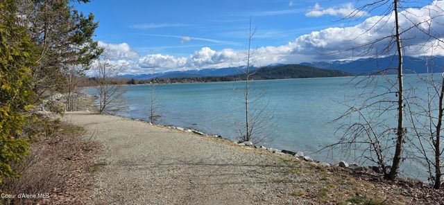 50 CARNELIAN AVE, 101, Ponderay, ID 83852