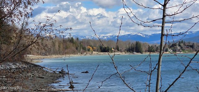 50 CARNELIAN AVE, 101, Ponderay, ID 83852