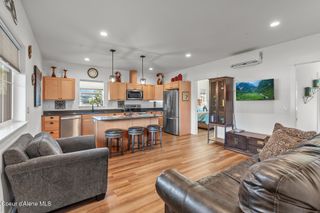 50 CARNELIAN AVE, 101, Ponderay, ID 83852