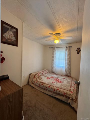 621 Sheafe Rd 76, Poughkeepsie, NY 12601