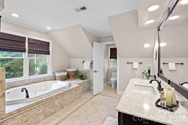 4533 Noras Path Road, Charlotte, NC 28226