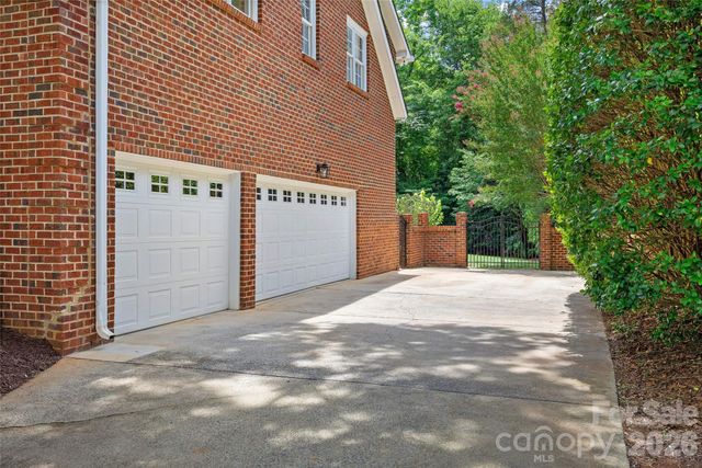 4533 Noras Path Road, Charlotte, NC 28226