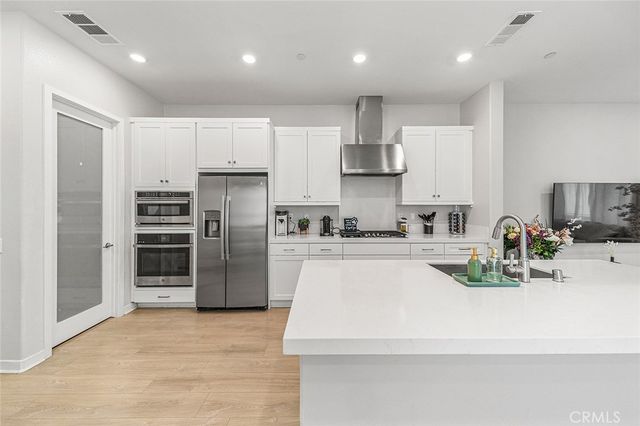 27218 Narrowleaf Willow Lane, Valencia, CA 91381