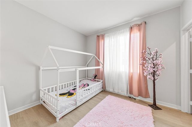 27218 Narrowleaf Willow Lane, Valencia, CA 91381