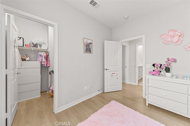 27218 Narrowleaf Willow Lane, Valencia, CA 91381