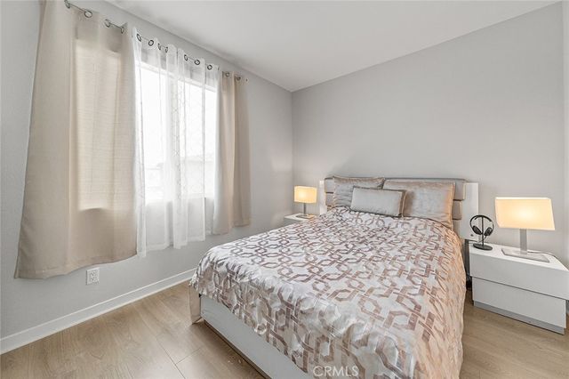 27218 Narrowleaf Willow Lane, Valencia, CA 91381