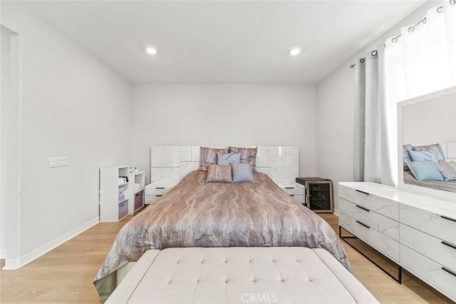 27218 Narrowleaf Willow Lane, Valencia, CA 91381