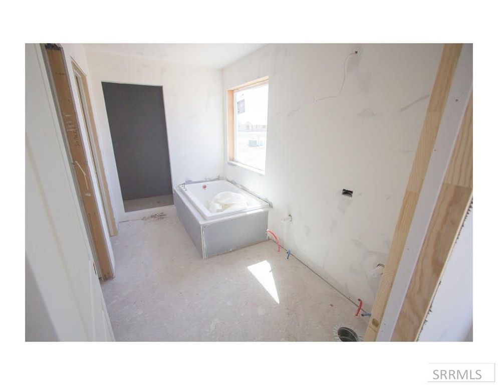 Image 13 of property listing at 3915 E 47th North, Rigby, ID 83442