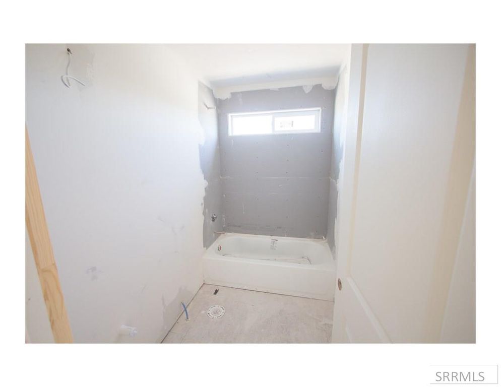 Image 21 of property listing at 3915 E 47th North, Rigby, ID 83442