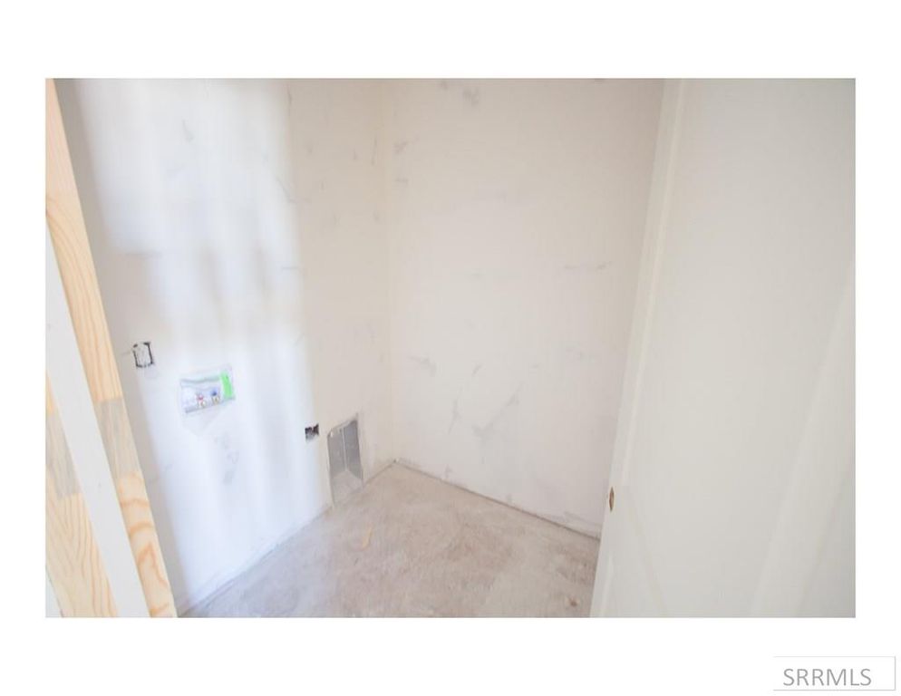 Image 25 of property listing at 3915 E 47th North, Rigby, ID 83442