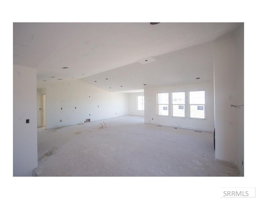 Image 5 of property listing at 3915 E 47th North, Rigby, ID 83442