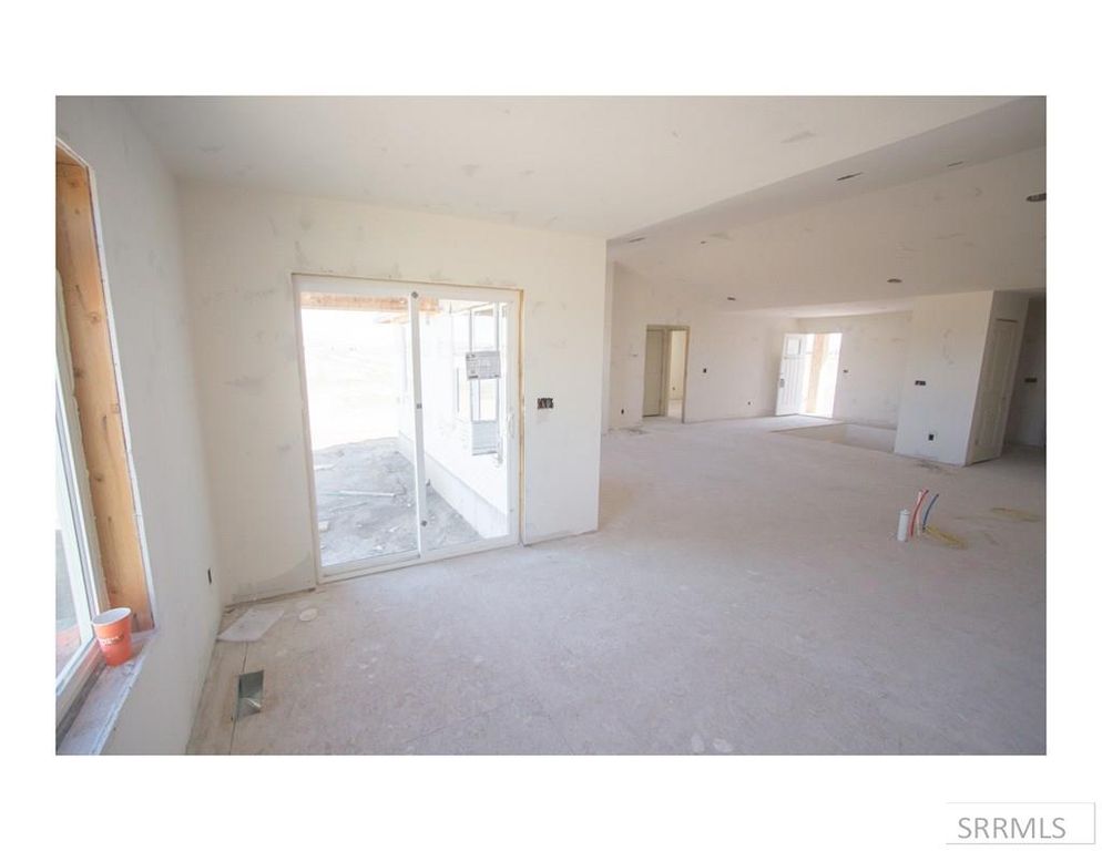 Image 8 of property listing at 3915 E 47th North, Rigby, ID 83442