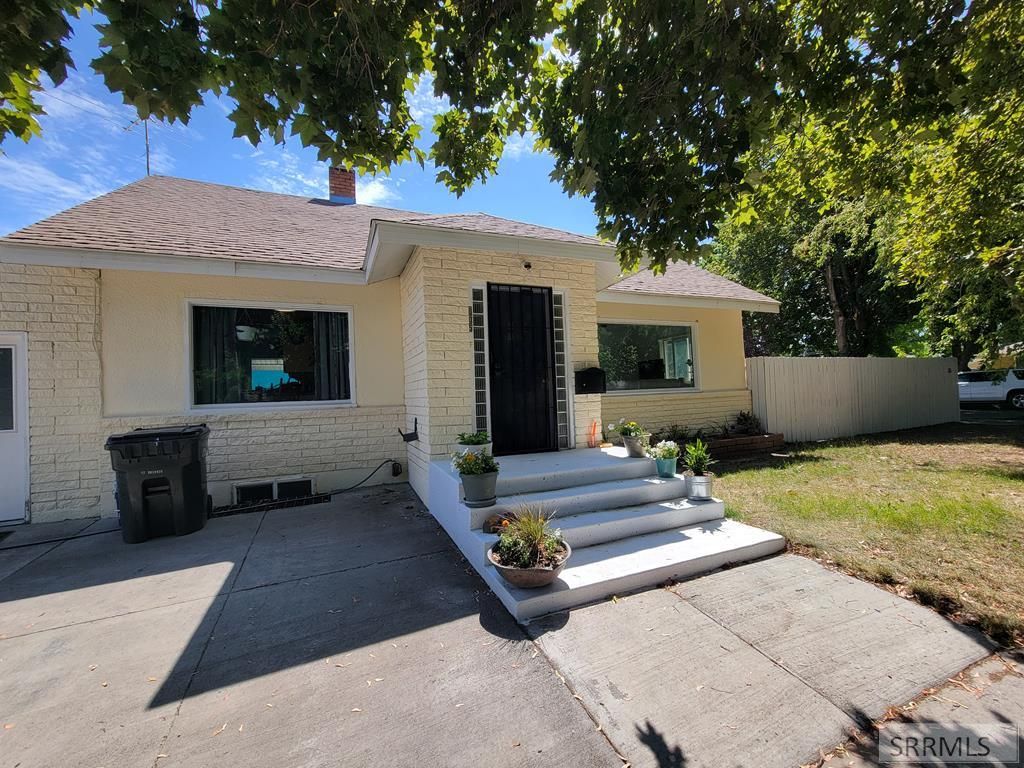 605 10th Street, Idaho Falls, ID 83404