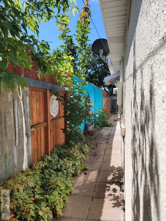 Image 29 of property listing at 605 10th Street, Idaho Falls, ID 83404