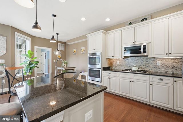 22575 WILLINGTON SQ, Ashburn, VA 20148