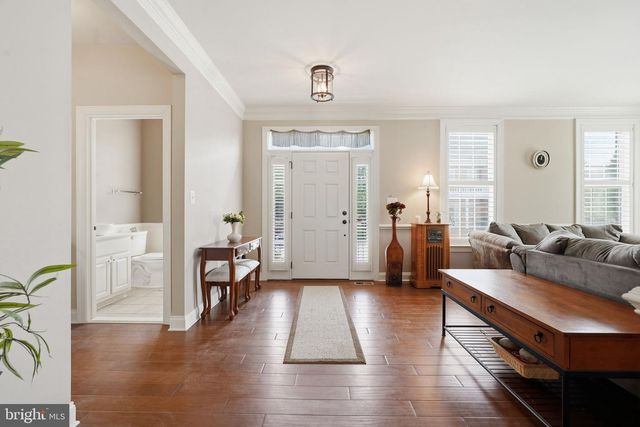 22575 WILLINGTON SQ, Ashburn, VA 20148