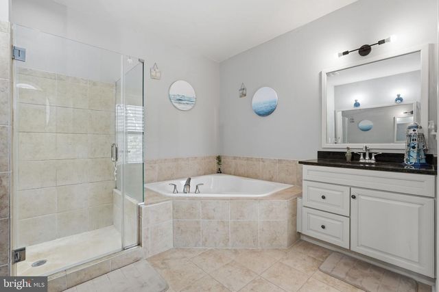 22575 WILLINGTON SQ, Ashburn, VA 20148
