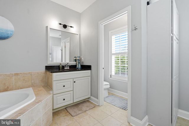 22575 WILLINGTON SQ, Ashburn, VA 20148