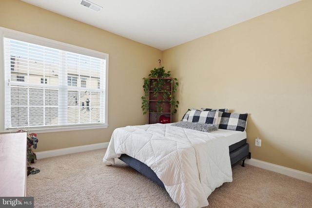 22575 WILLINGTON SQ, Ashburn, VA 20148