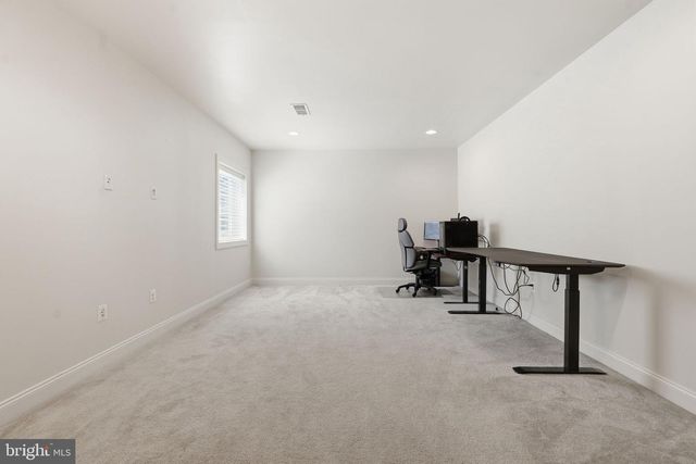 22575 WILLINGTON SQ, Ashburn, VA 20148