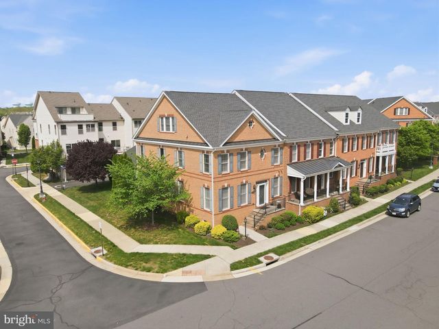 22575 WILLINGTON SQ, Ashburn, VA 20148
