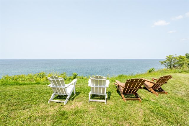 3620 Lakeshore Dr, F3, Saint Joseph, MI 49085