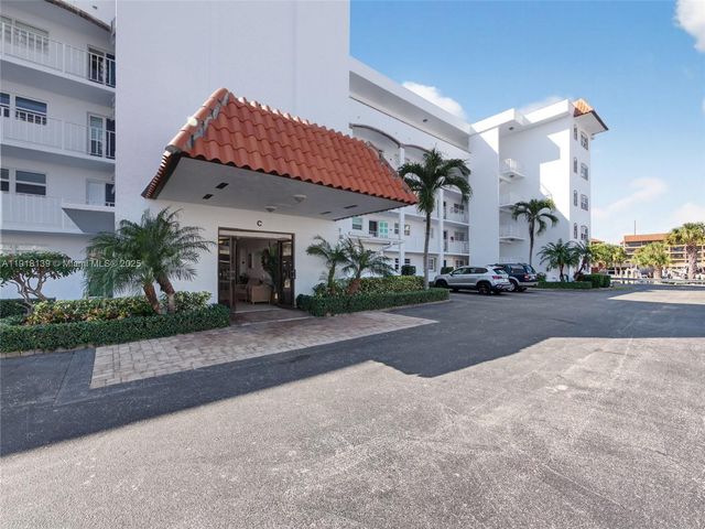 21 E Yacht Club Dr 505, North Palm Beach, FL 33408