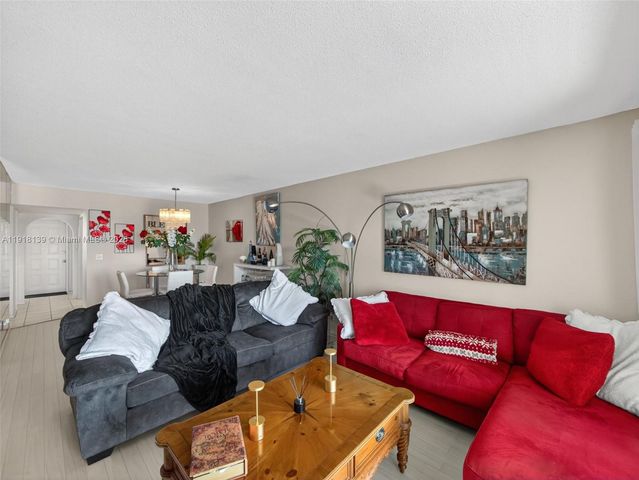 21 E Yacht Club Dr 505, North Palm Beach, FL 33408