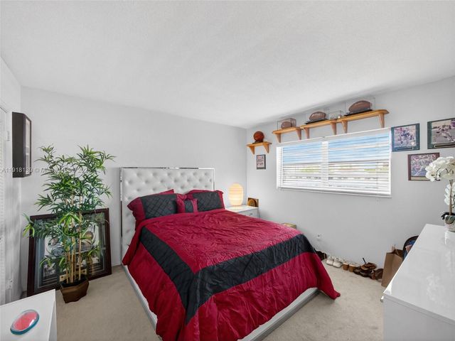 21 E Yacht Club Dr 505, North Palm Beach, FL 33408