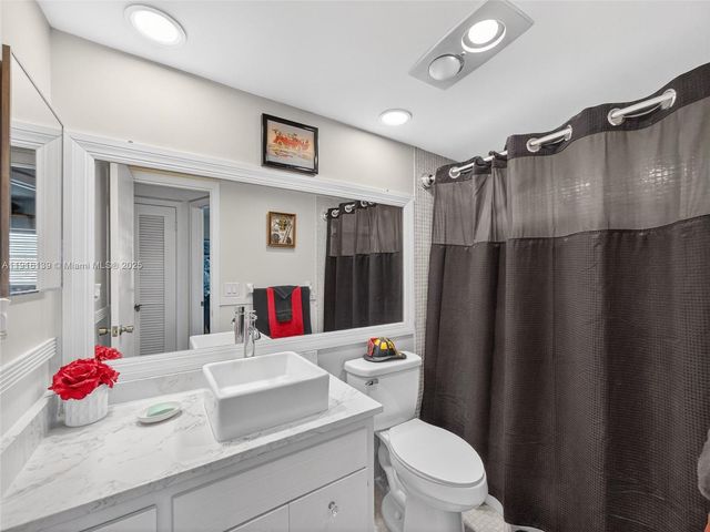 21 E Yacht Club Dr 505, North Palm Beach, FL 33408