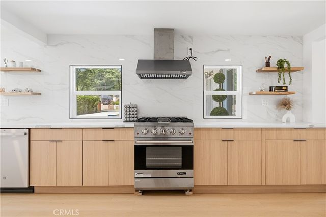 1280 E Woodbury, Pasadena, CA 91104