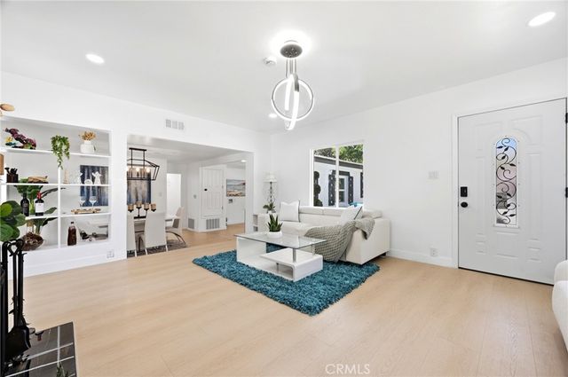 1280 E Woodbury, Pasadena, CA 91104
