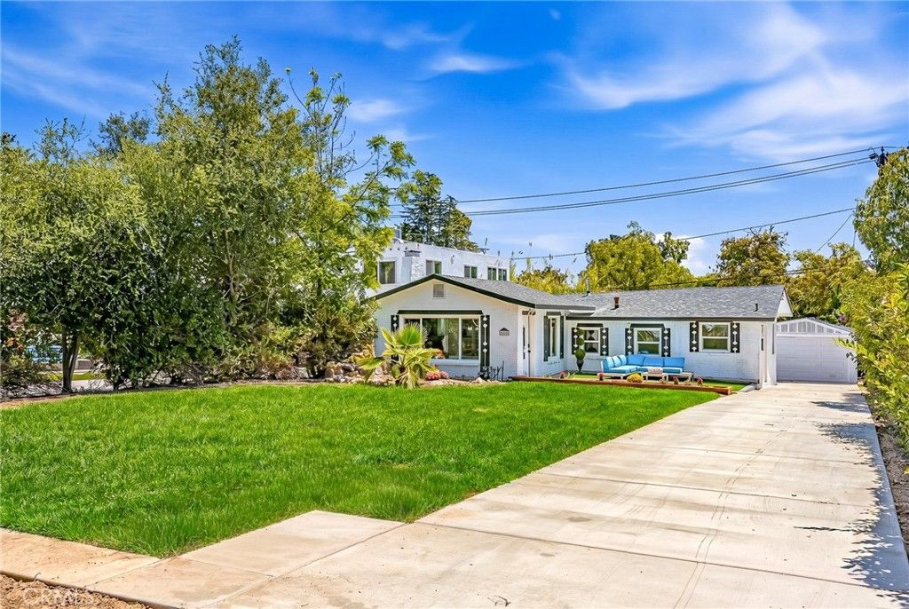 1280 E Woodbury, Pasadena, CA 91104
