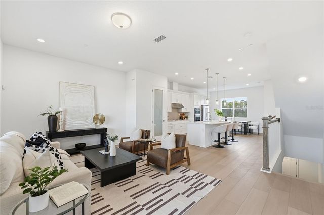 9168 SINATRA LANE, Orlando, FL 32827