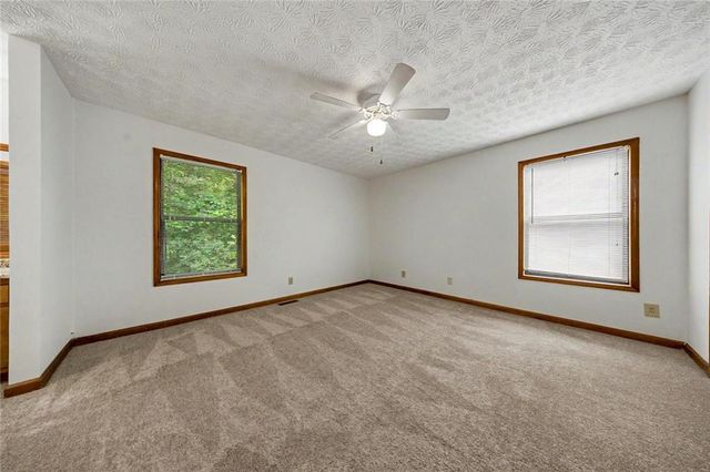 2850 Emerald Lane, Acworth, GA 30102