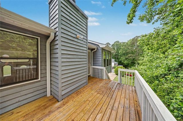 2850 Emerald Lane, Acworth, GA 30102