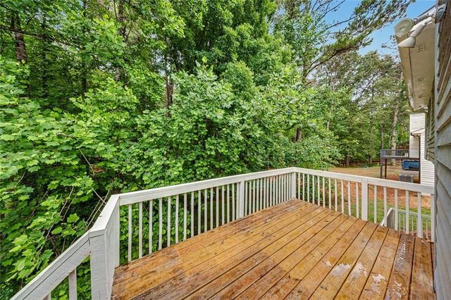 2850 Emerald Lane, Acworth, GA 30102