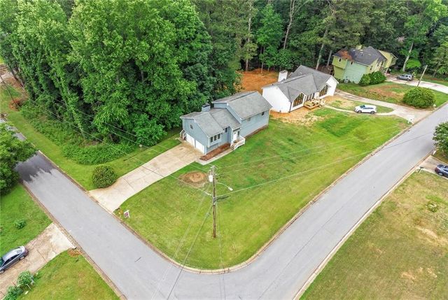 2850 Emerald Lane, Acworth, GA 30102